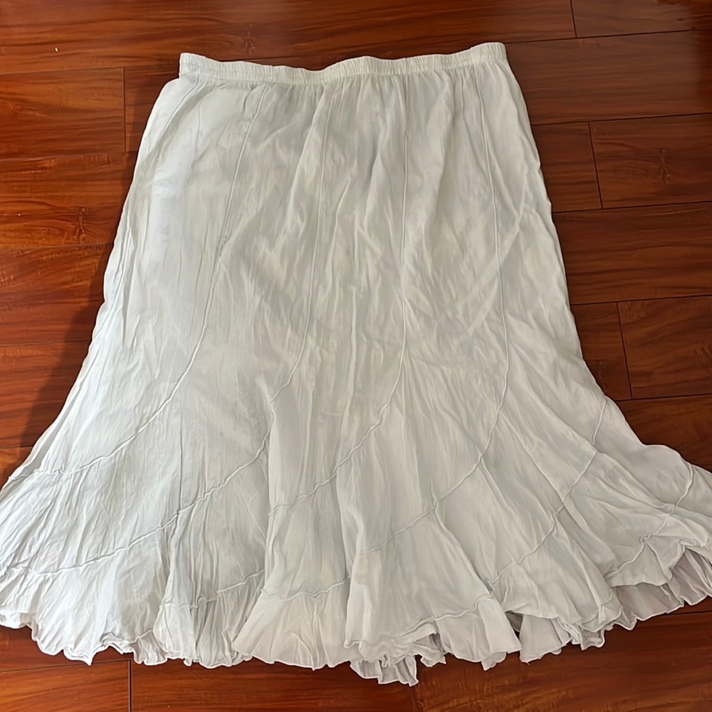 White maxi ruffle skirt